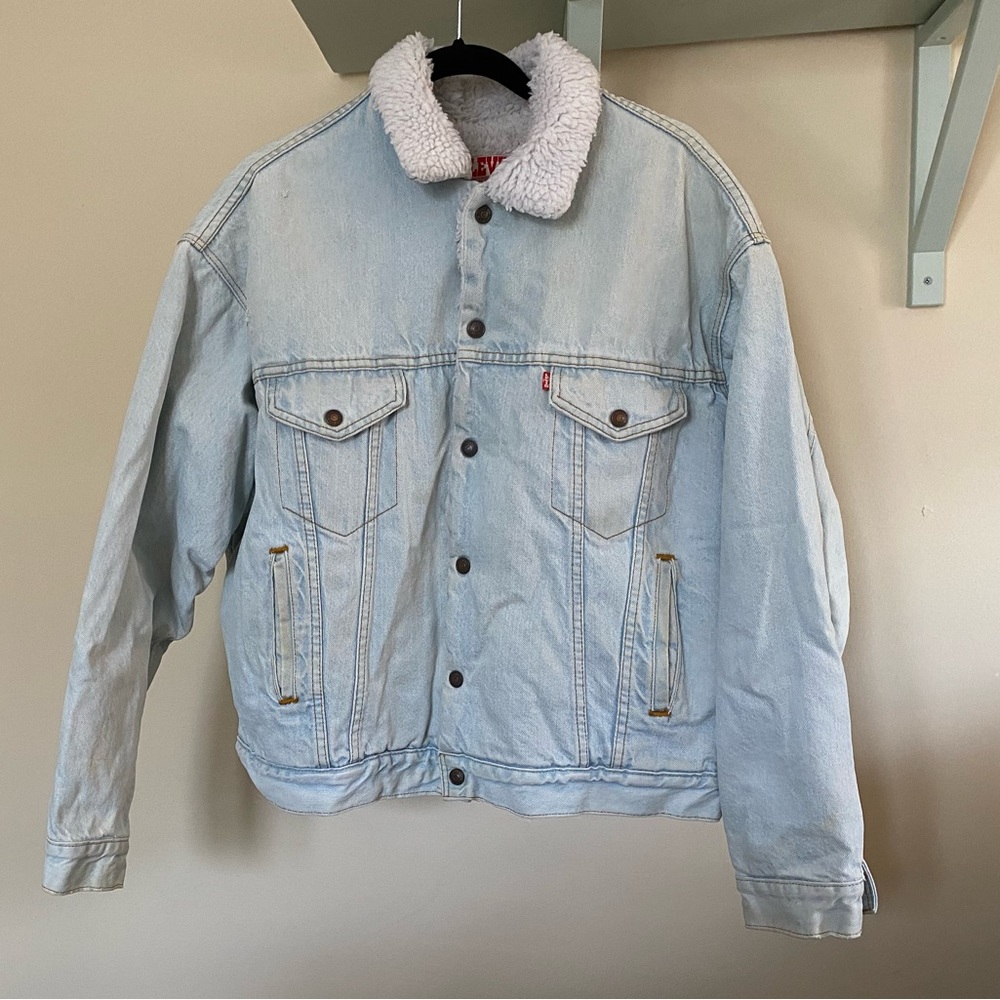 Vintage Levi’s shearling denim jacket